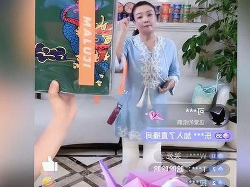 娱乐圈最新动态揭秘:幕后故事背后隐藏的真相