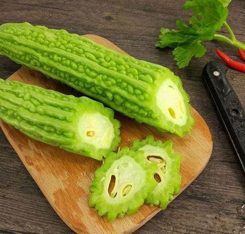 从争议到和解:某明星事件的发展全纪录,反转不断让人震惊!