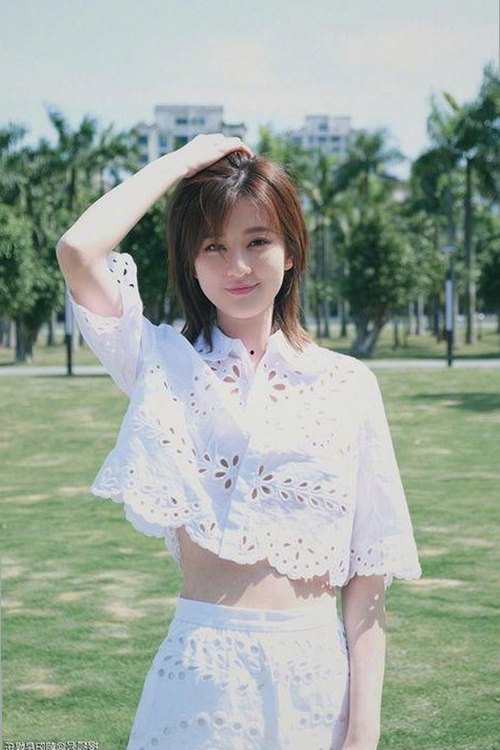 揭秘娱乐圈幕后故事：明星真实一面大曝光！